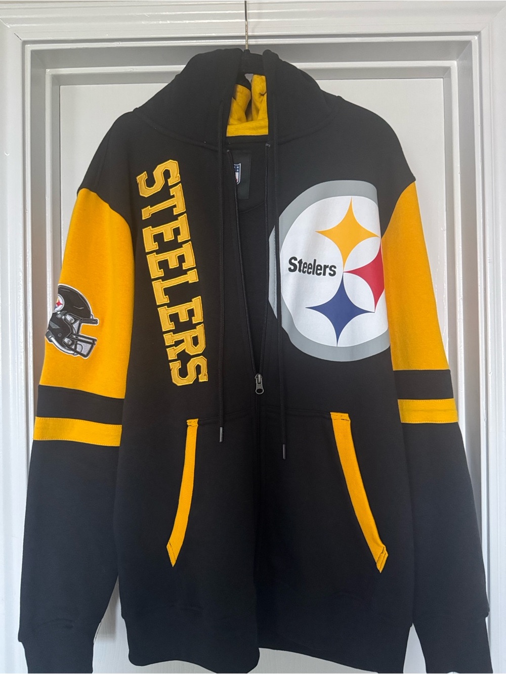 NFL Pittsburgh Steelers Black & Gold Zip-Up Hoodie Jacket